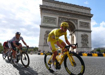 Tadej Pogacar vince il suo quinto Tour de France
