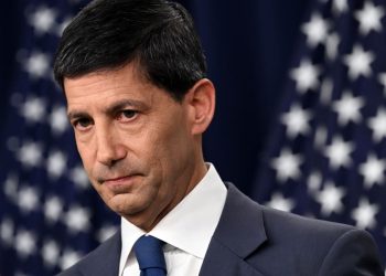Tassi Fed: le parole di Kevin Warsh agitano Wall Street